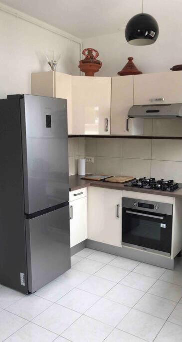 Haut De Maison Entierement Renove Avec Garage Carnoux-en-Provence Eksteriør billede